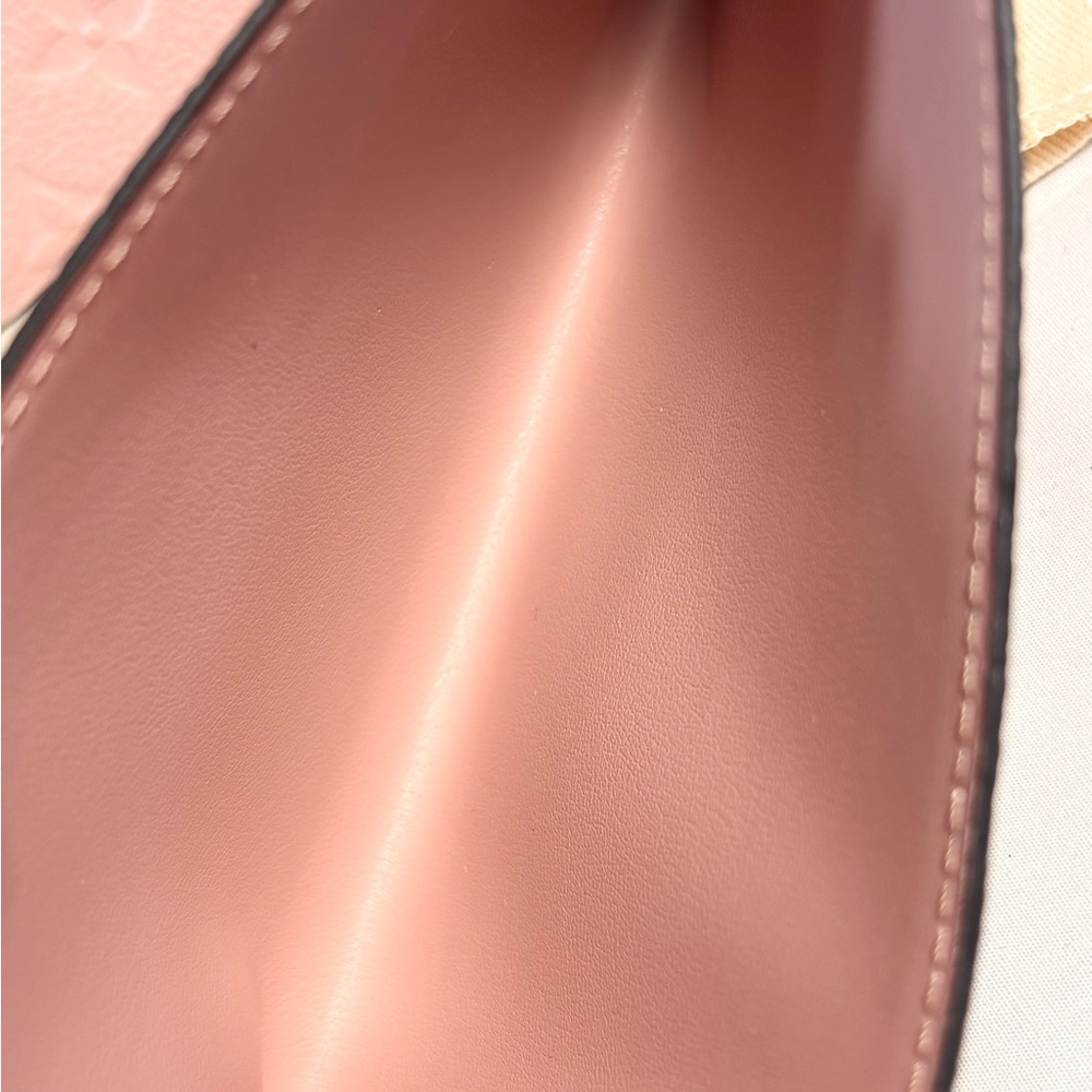 Gorgeous Louis Vuitton Felicie Empreinte Rose - Picture 14 of 16